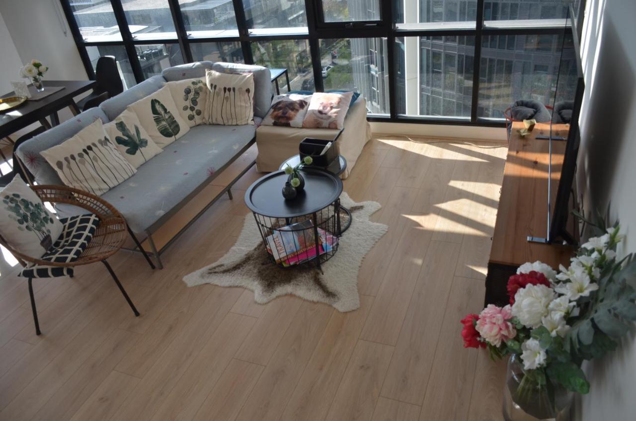 Wentworth Point Oversized Balcony View Apartment ซิดนีย์ ภายนอก รูปภาพ